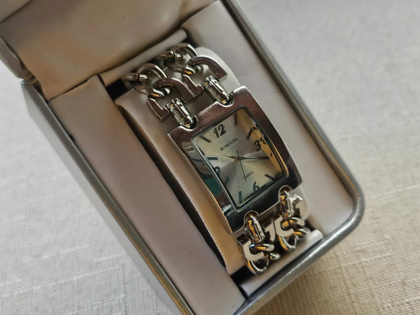Rumours Ladies Wristwatch Silver Tone Chain and 50 similar items