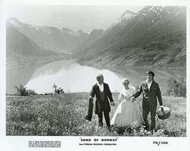Florence Henderson Song of Norway 8x10 ORIGINAL Photo #V8775 - £7.71 GBP