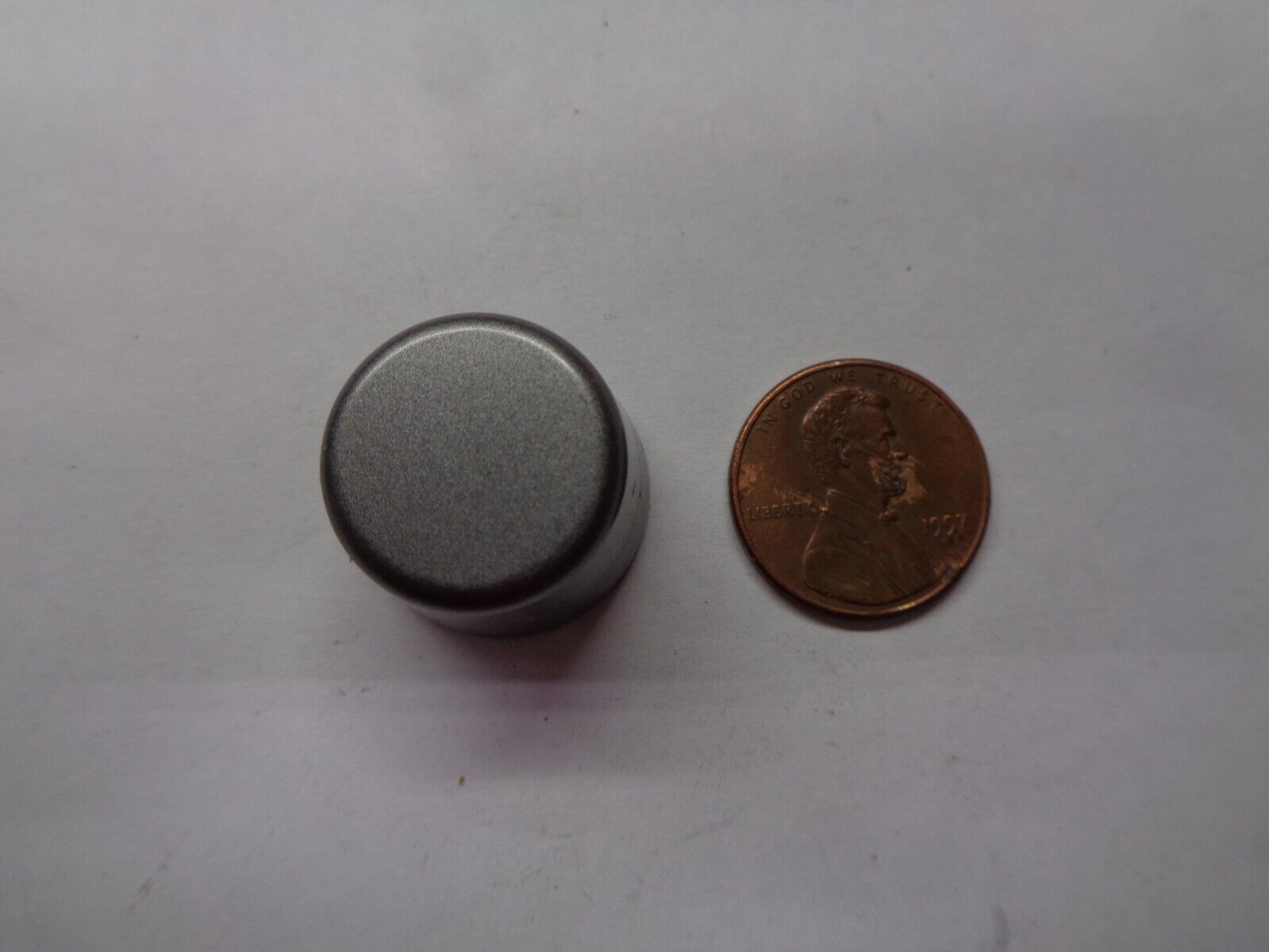 2005 SUBARU FORESTER SILVER RADIO STEREO TUNER CONTROL KNOB OEM FREE SHI... - $9.95