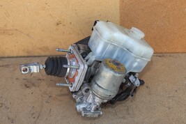 06-10 Hummer H3 ABS Brake Master Cylinder Booster Pump Actuator Controller image 7