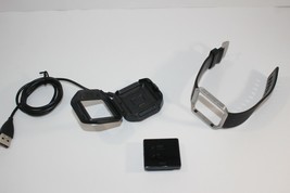 Fitbit Blaze Tracker Smart Fitness Watch FB502 w Small S Band Activity w... - £35.84 GBP