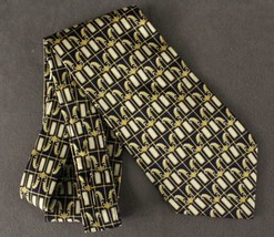 Modern Men&#39;s Accessory Fabric Necktie Tie 100% Silk Roundtree &amp; Yorke Gold Navy - £16.66 GBP