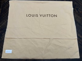 Louis Vuitton Beige Fold Over Envelope Dust Bag 24&quot; x21&quot; - $649.74 MXN