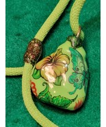 &quot;A Need To Be Seen&quot; Hudson rvr stone necklace.C.2022. - $380.79 MXN