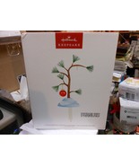 Hallmark Keepsake &quot;Charlie Brown Christmas Ornament &amp; Stocking Holder&quot; NEW - $633.94 MXN
