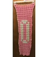 Vtg Pink White Crochet Table Runner - $18.69