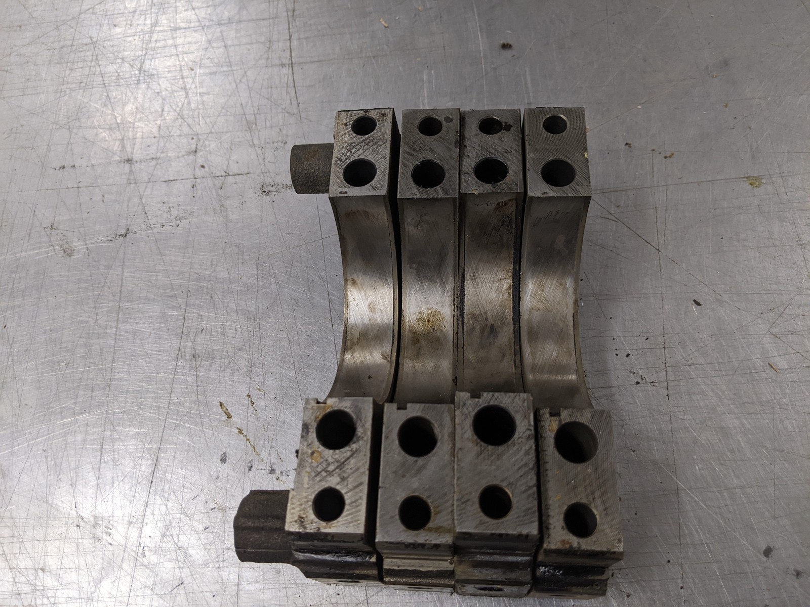 Engine Block Main Caps For 06-10 Hyundai Sonata  3.3 Item image 3