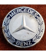 Mercedes - Benz 220 car - badge emblems chrome trim  - $475.91 MXN