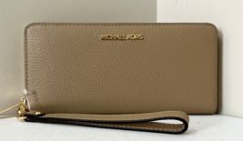 New Michael Kors Jet Set Large Travel Continental Wallet Leather Camel - £60.66 GBP