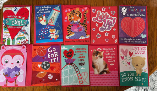 Primary image for Lot Of 10 Children’s Valentines Hallmark Cards With Envelopes