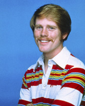 Ron Howard with moustache circa 1980 16x20 Canvas Giclee - £55.94 GBP