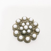 Stella &amp; Dot Twisted Rope Open Work White Beads Brooch 1.5&quot; Gold Tone Metal - £22.09 GBP
