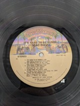 Mac Davis It&#39;s Hard To Be Humble Vinyl Record - £18.98 GBP