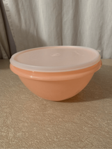 Tupperware Bowl with Lid-Peach Wonderlier Harvest Nesting #236 White Vintage - £10.60 GBP