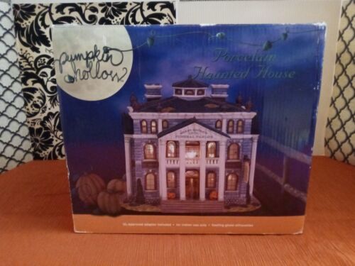 Lemax 2003 Pumpkin Hollow Shady Hollow Funeral Parlor Lighted House #280-0680 - $158.40