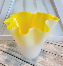 Ruffled Pinched Rim Art Glass 2 Color Toned White/Yellow 7&quot; Tall - £12.48 GBP