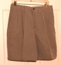 CLAIBORNE NWT MENS Brown Khaki Beige Pleated Relax Casual Dress Shorts 3... - €7,49 EUR