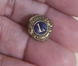 Vintage Lions Club International LGB Lapel Hat Tie Pin Fraternal Organization - £5.79 GBP