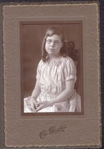 Kathryn Keast Studio Pose Cabinet Photo Young Girl #1 - Boston, MA 1920s - £13.98 GBP