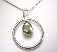 Faceted Peridot Pear-Shaped in Circle 925 Sterling Silver Pendant - £8.55 GBP