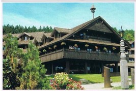 Vermont Postcard Stowe Trapp Family Lodge - £2.32 GBP