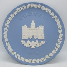 Wedgwood Jasperware White on Blue Christmas 1978 Horse Guards Plate  - $19.80