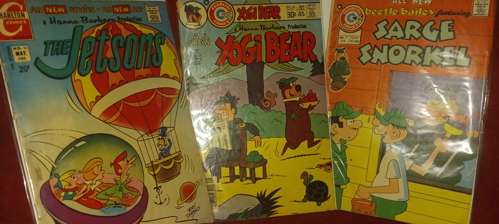 CHARLTON CLASSIC COMIC BOOK COLLECTION/YOGI BEAR/BEETLE BAILEY/THE JETSO... - $24.99
