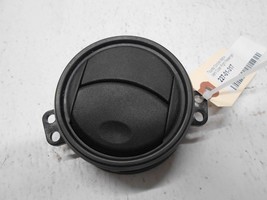 2003-2008 Toyota Corolla Matrix Outer Right Passenger Dashboard Vent - $29.99