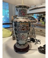 Gorgeous Vintage Hand-painted Chinese Porcelain Urn Style Fresh Pastels ... - $67.68 CAD