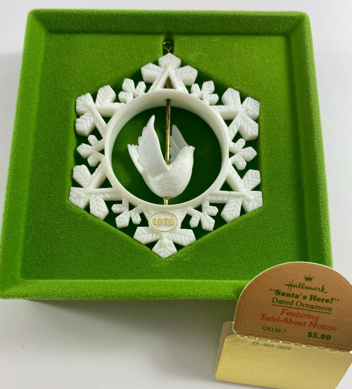 Primary image for Vintage Hallmark Tree Trimmer Nostalgia Twirl-About White Dove Ornament 1978