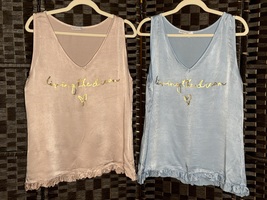 WOMEN TOP SIZE S/M - $20.00