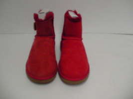 Women&#39;s ugg boots mini bailey button sheepskin red size 5 us - $128.65