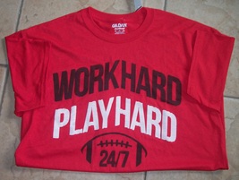 mens t shirt work hard play hard red size large nwt - $19.95