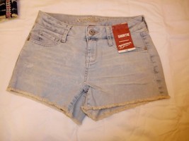 Women&#39;s Juniors Arizona Shorts Shortie Feather Raw Hem Size 11  NEW - £14.96 GBP