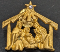 Vintage Avon Gold Nativity - Christmas Manger &amp; Rhinestone Star Lapel Pin - £8.57 GBP