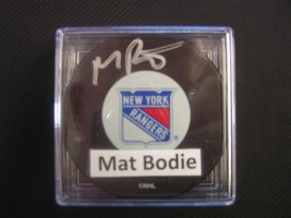 NHL New York Rangers Signed Puck W/ COA &amp; Display Cube Mat Bodie - £3.91 GBP