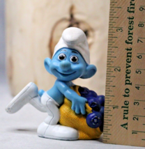 Smurf Greedy Collectible Figurine McDonalds Happy Meal Toy 2011 PVC Plastic - £3.90 GBP