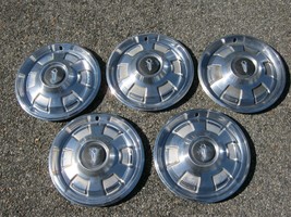 Factory 1968 Plymouth Barracuda Belvedere Valiant 14 inch hubcaps wheel covers - £72.86 GBP