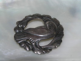 Vintage Scandinavian Sterling Silver Marked Carved Dove Bird in Wreath Brooch - £73.49 GBP