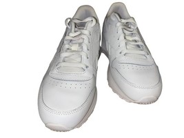 Reebok Women Classic Leather SP Sneaker, White/Porcelain Pink  GX8689 Si... - $24.63