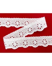 English embroidery lace braid 2.5cm San Gallo 4BF19A scalloped steering wheel... - £1.40 GBP