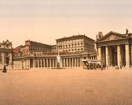 St. Peter&#39;s Square and Papal apartments at the Vatican in Rome Photo Print - £6.92 GBP+