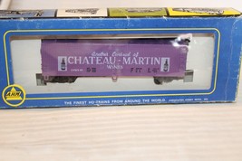 HO Scale AHM, 40&#39; Box Car, Chateau Martin Wine, Purple, #115 - 5296 - £19.95 GBP