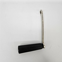 Garden Way Squeezo 400-TS Fruit Vegetable Crank Handle Lever Vintage EUC - $13.81