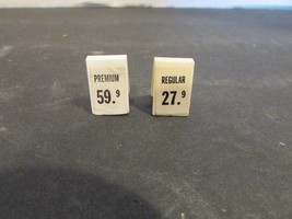 Vtg 2 Plasticville O/S Scale A Frame Gas Price Signs Regular Premium Whi... - $48.45 MXN