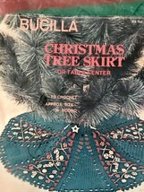 BUCILLA VTG NIP Barbara OBrien Christmas Tree Skirt Crochet Kit 7845 36” Round - £116.33 GBP