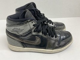 Authenticity Guarantee

Nike Air Jordan 1 High OG Shoes Mens 8.5 Black Patent... - £60.23 GBP