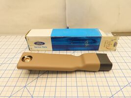 Ford F65Z-1561202-AAA Seat Belt Buckle Right RH Tan - $64.99