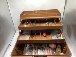 Fenwick 1060 Tackle Box Filled With Fishing Lures And Baits - €29,23 EUR