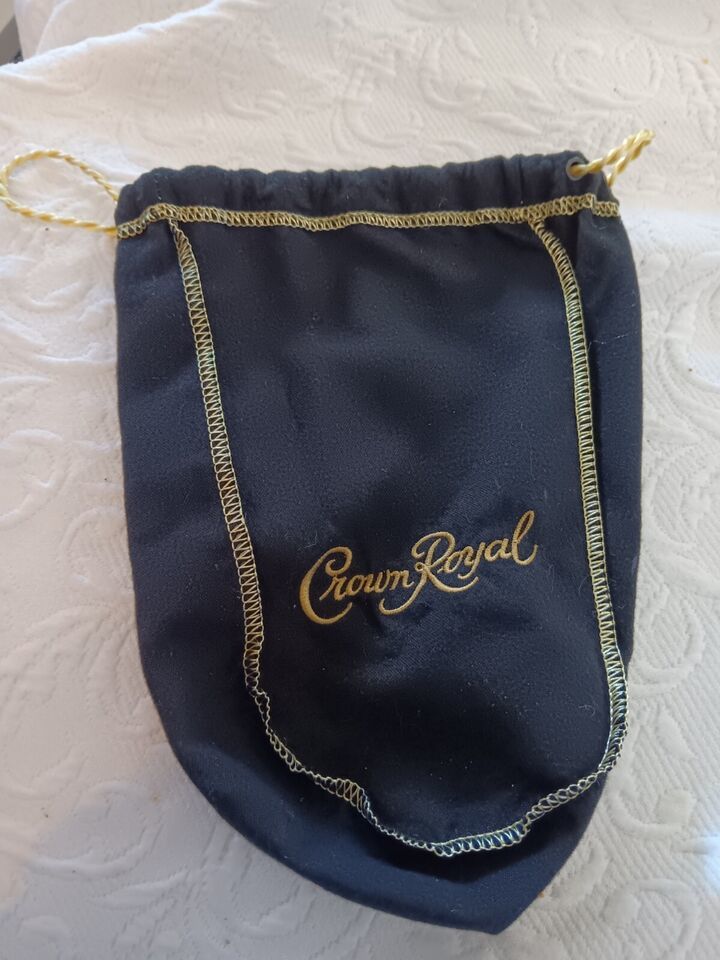 CROWN ROYAL BLACK DRAWSTRING CARRY BOTTLE BAG EMPTY 8&quot;X4&quot; BRAND NEW - $3.95